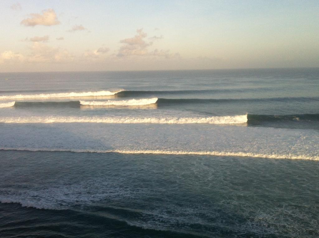 Berawa Beach Surfstay Чангу Экстерьер фото